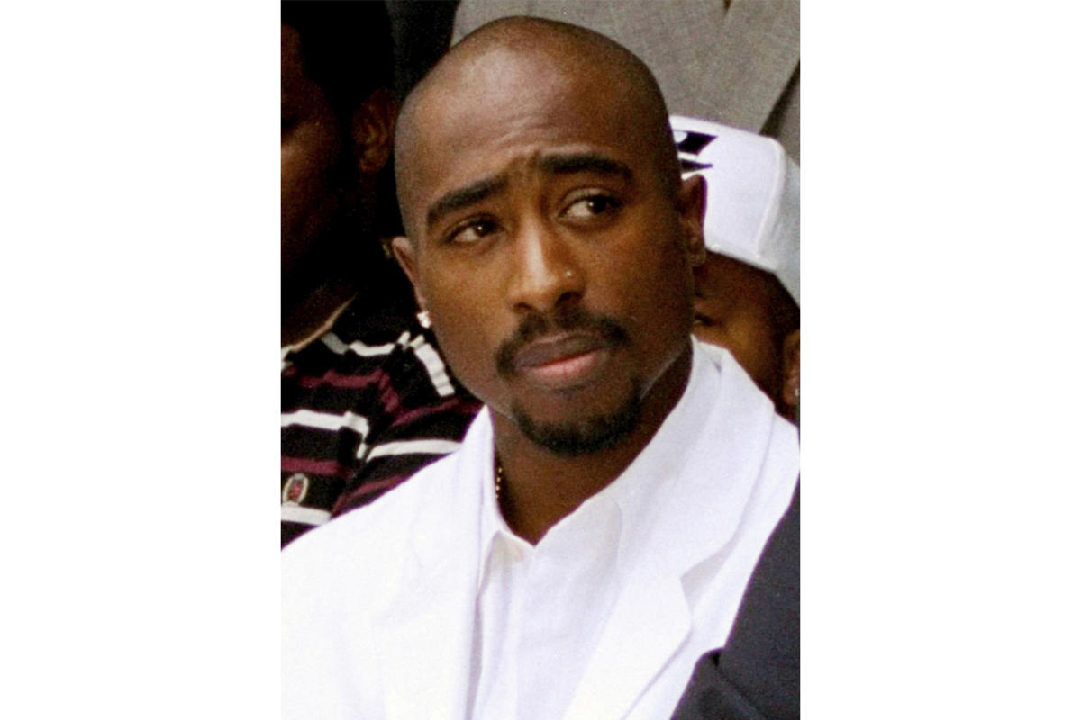 Man tied to suspected shooter in Tupac Shakur’s 1996 killing arrested in Las Vegas, AP sources say