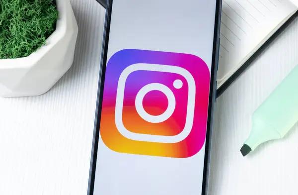 View Private Instagram Photos Without Surveys