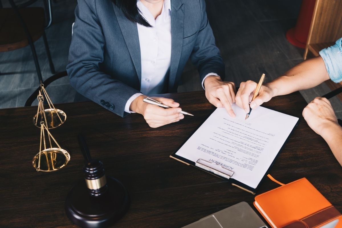Complete Time-Sensitive Legal Forms Through Mobile Notary Services With Flexible Scheduling